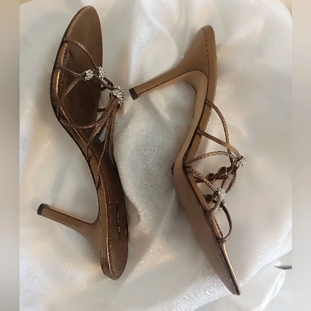 Tadashi bronze and crystal heel sandal size 9
